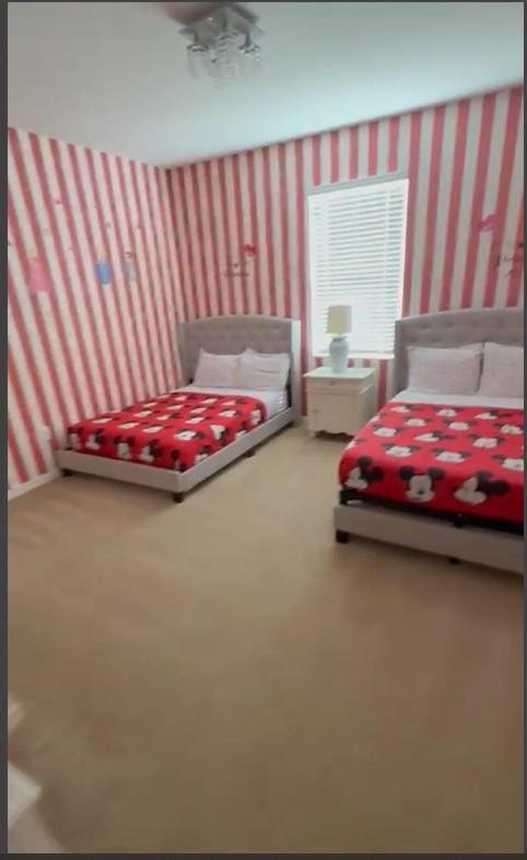 Oakwood Oasis Hotel Davenport Luaran gambar